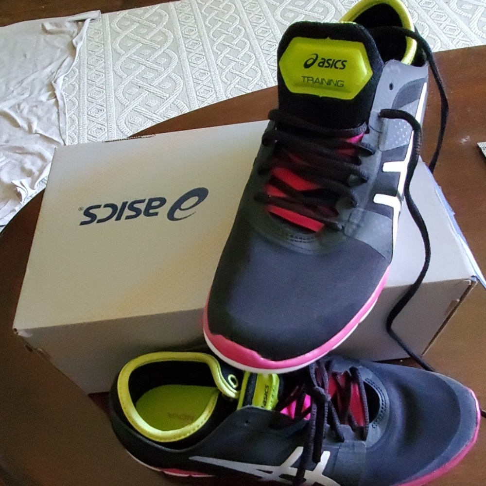 Asics gel fit Nova